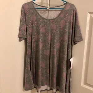 Light Grey with Floral Perfect Tee Size Medium
